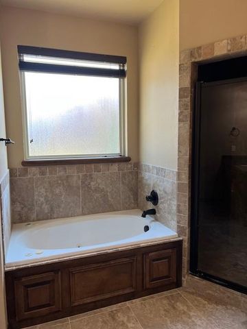 19504 Fieldshire Drive, Edmond, OK 73012