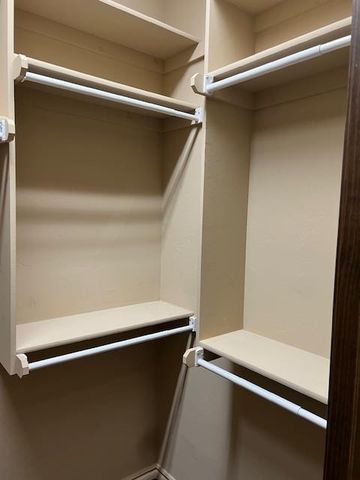 19504 Fieldshire Drive, Edmond, OK 73012