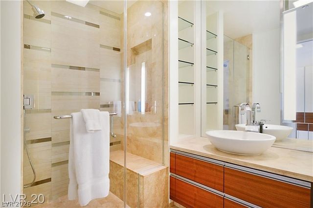 3726 Las Vegas Boulevard 1705, Las Vegas, NV 89158