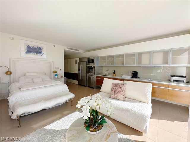 3726 Las Vegas Boulevard 1705, Las Vegas, NV 89158