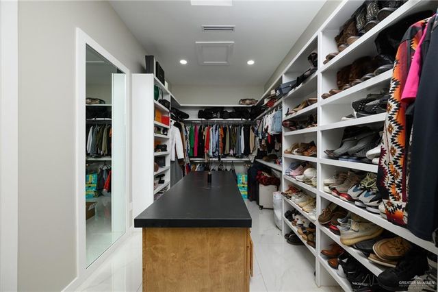 13819 N 34th Lane, Mcallen, TX 78504