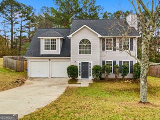 836 Tara Bend, Hampton, GA 30228