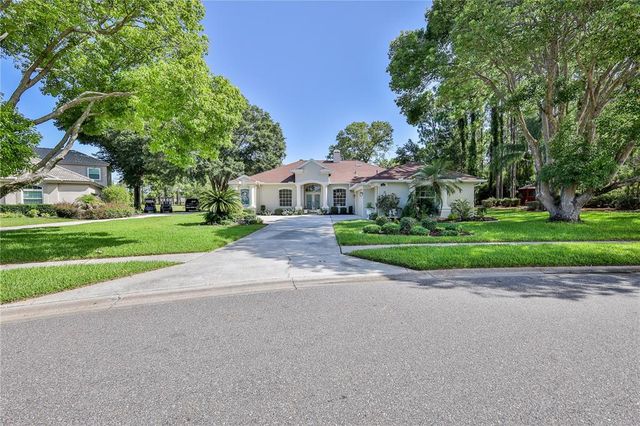 5301 LEGEND HILLS LANE, Spring Hill, FL 34609
