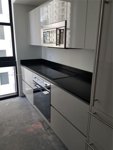 1010 Brickell Ave 3205, Miami, FL 33131