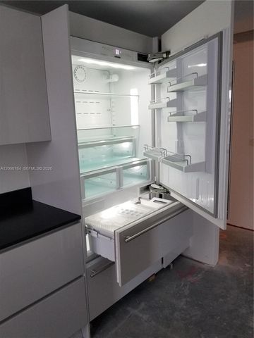 1010 Brickell Ave 3205, Miami, FL 33131