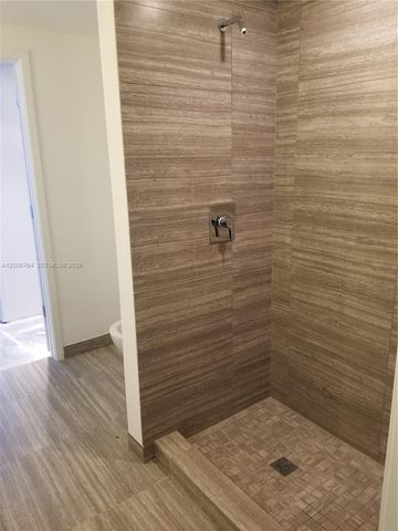 1010 Brickell Ave 3205, Miami, FL 33131