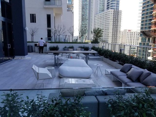 1010 Brickell Ave 3205, Miami, FL 33131