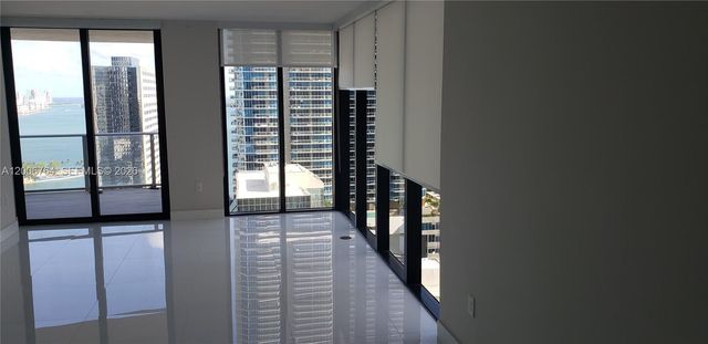 1010 Brickell Ave 3205, Miami, FL 33131