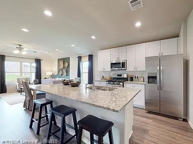 8703 Preston Wood Drive, Fort Smith, AR 72916