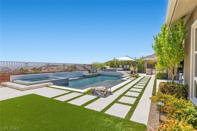 3084 The Peaks Lane, Las Vegas, NV 89138