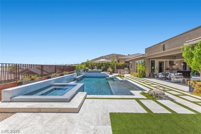 3084 The Peaks Lane, Las Vegas, NV 89138