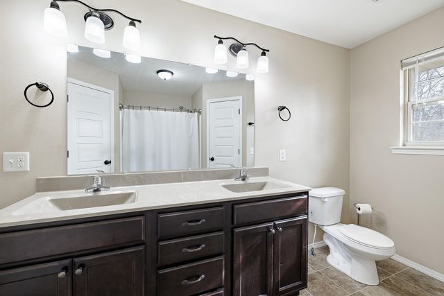 267 Ridgedale Road, Highlandville, MO 65669