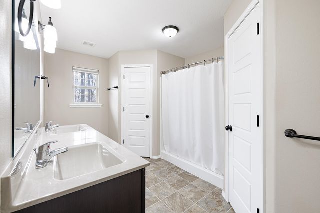 267 Ridgedale Road, Highlandville, MO 65669