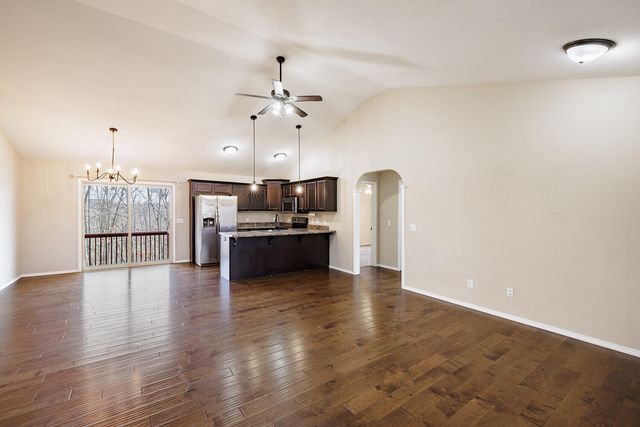 267 Ridgedale Road, Highlandville, MO 65669