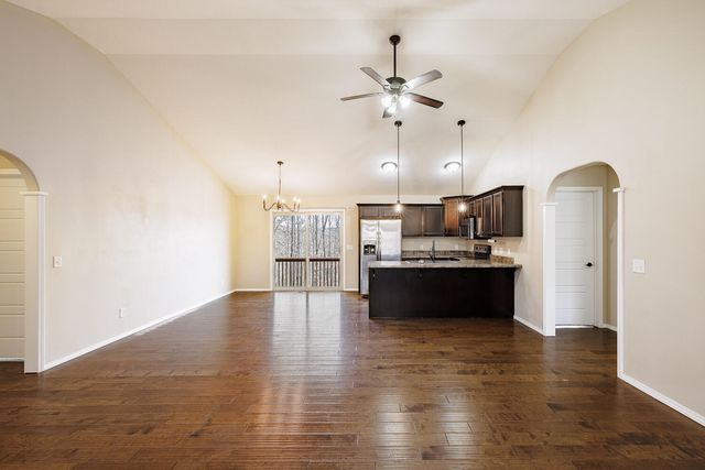 267 Ridgedale Road, Highlandville, MO 65669