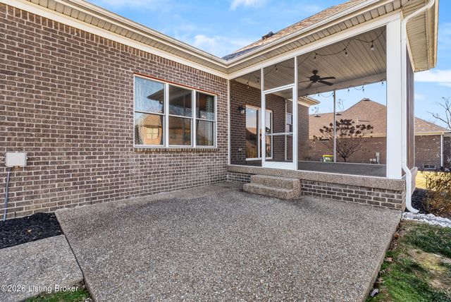 11705 Timberland Dr, Louisville, KY 40291