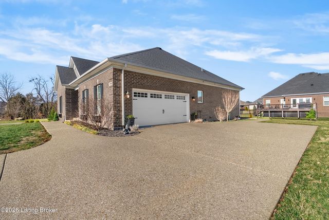 11705 Timberland Dr, Louisville, KY 40291