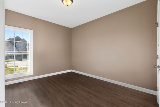 11705 Timberland Dr, Louisville, KY 40291