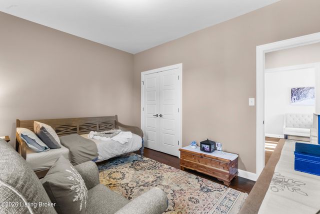 11705 Timberland Dr, Louisville, KY 40291