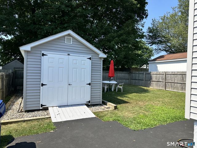 128 Grove Place, West Haven, CT 06516