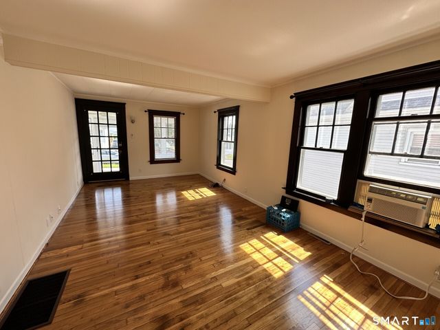 128 Grove Place, West Haven, CT 06516