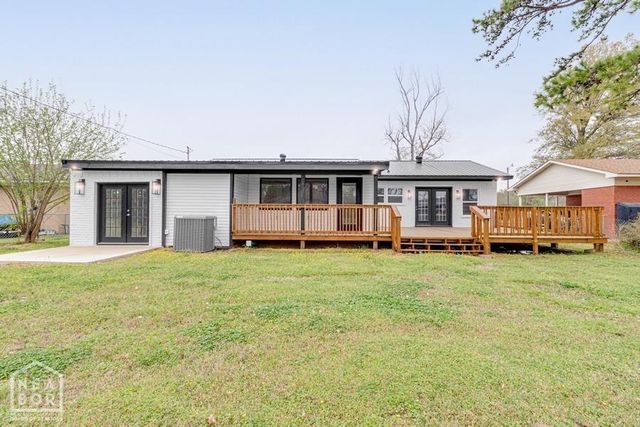 906 NW 6th Street, Walnut Ridge, AR 72476