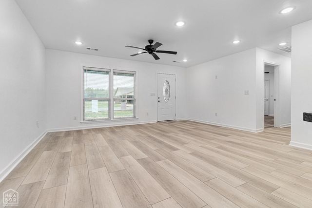 906 NW 6th Street, Walnut Ridge, AR 72476