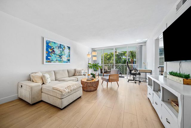 621 E Woolbright Road B407, Boynton Beach, FL 33435