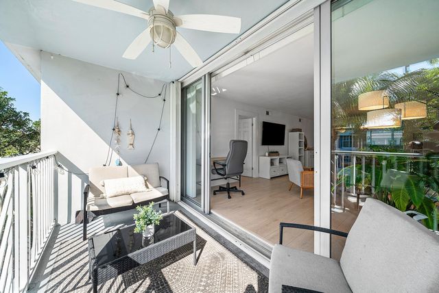 621 E Woolbright Road B407, Boynton Beach, FL 33435