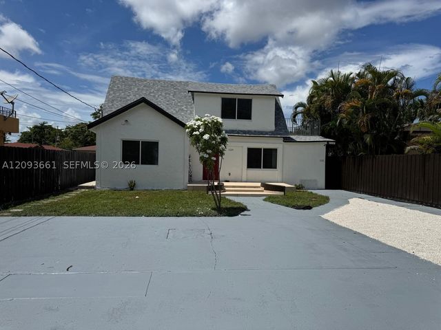 1129 SW 10th St, Miami, FL 33130