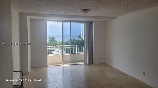 770 Claughton Island Dr 810, Miami, FL 33131
