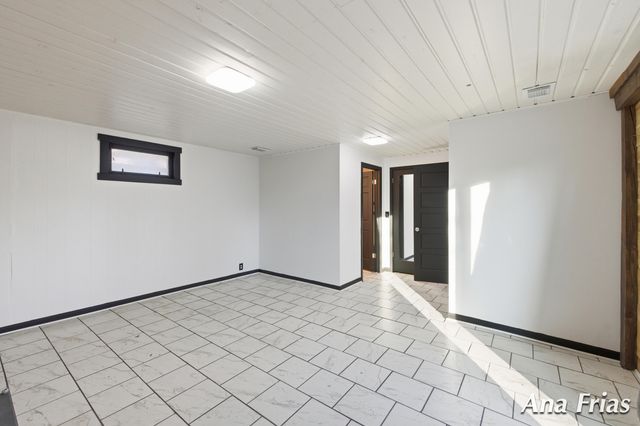 3755 Jefferson Avenue Se, City Of Wyoming, MI 49548