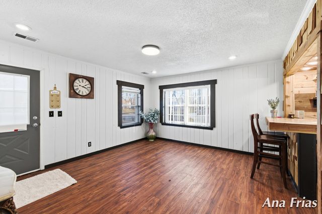 3755 Jefferson Avenue Se, City Of Wyoming, MI 49548