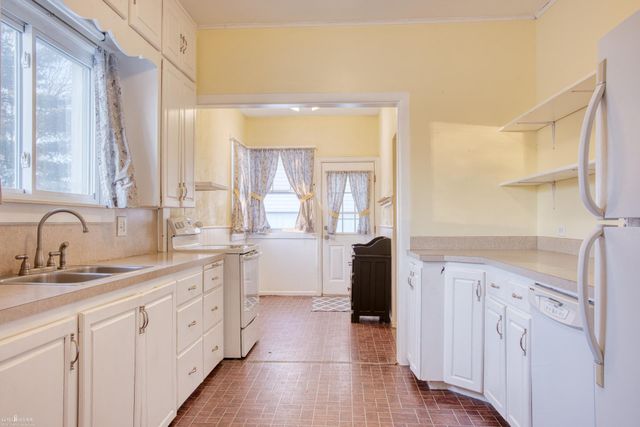 1330 W King Street, Owosso, MI 48867