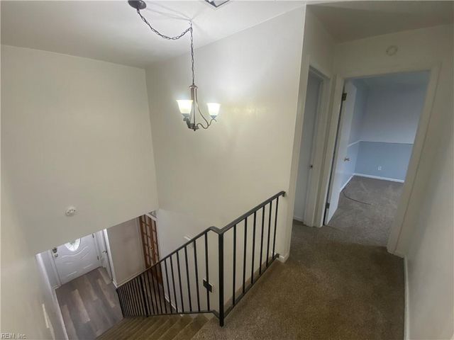 8225 Tabor CT, Norfolk, VA 23518