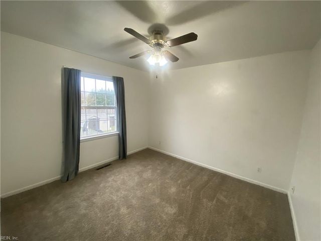 8225 Tabor CT, Norfolk, VA 23518