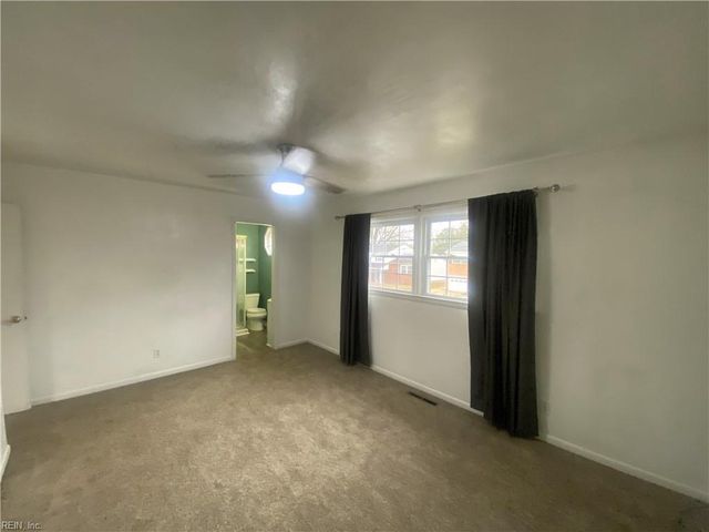 8225 Tabor CT, Norfolk, VA 23518