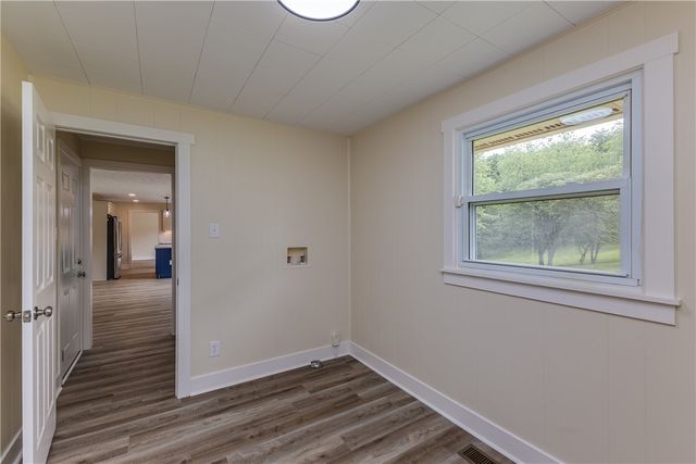 5385 S Dayton Brandt Road, Bethel Twp, OH 45344