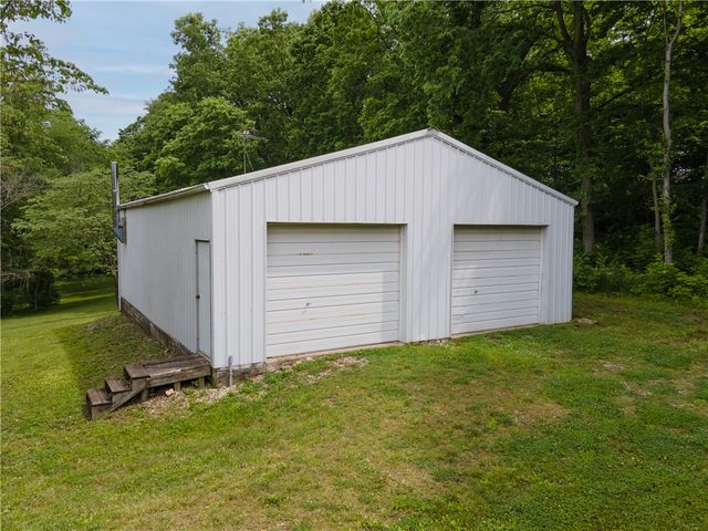 5385 S Dayton Brandt Road, Bethel Twp, OH 45344