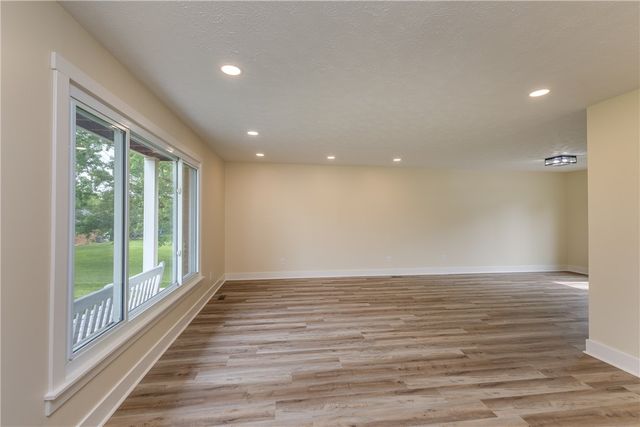 5385 S Dayton Brandt Road, Bethel Twp, OH 45344