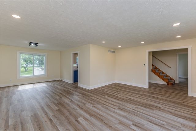 5385 S Dayton Brandt Road, Bethel Twp, OH 45344