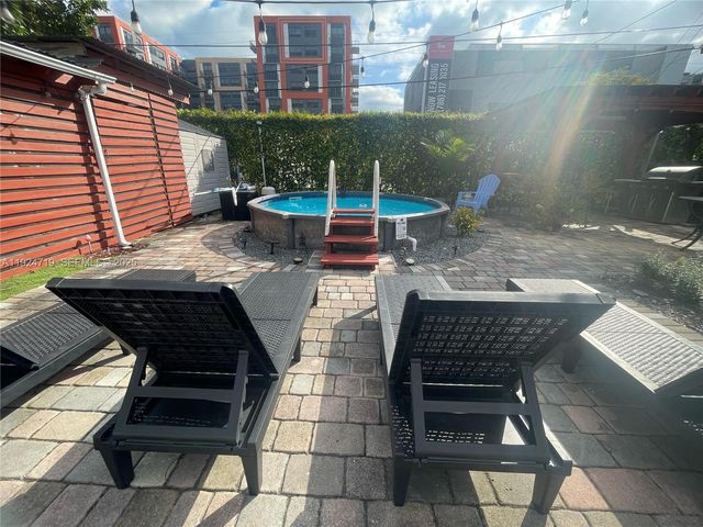 3718 NW 12th St, Miami, FL 33126