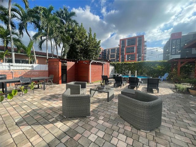 3718 NW 12th St, Miami, FL 33126