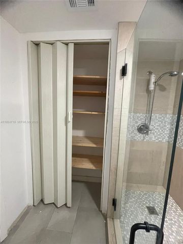 3718 NW 12th St, Miami, FL 33126