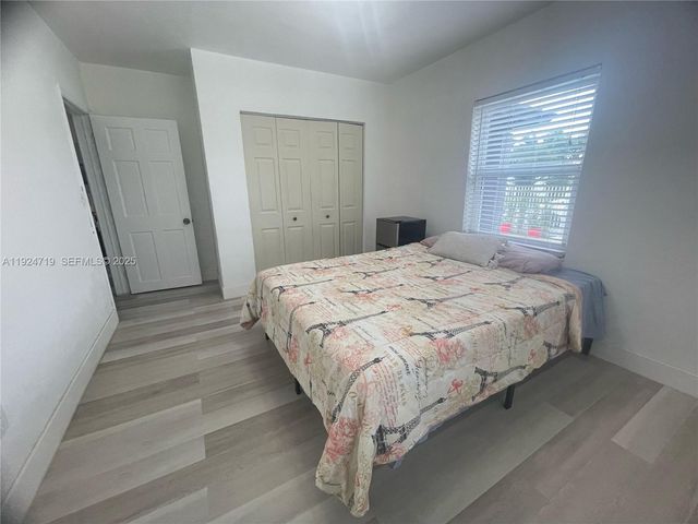 3718 NW 12th St, Miami, FL 33126