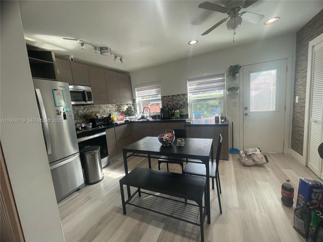 3718 NW 12th St, Miami, FL 33126