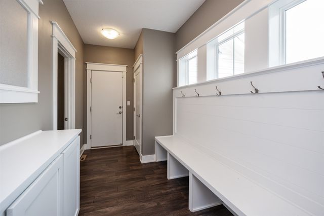 1521 SW Westview Drive, Ankeny, IA 50023