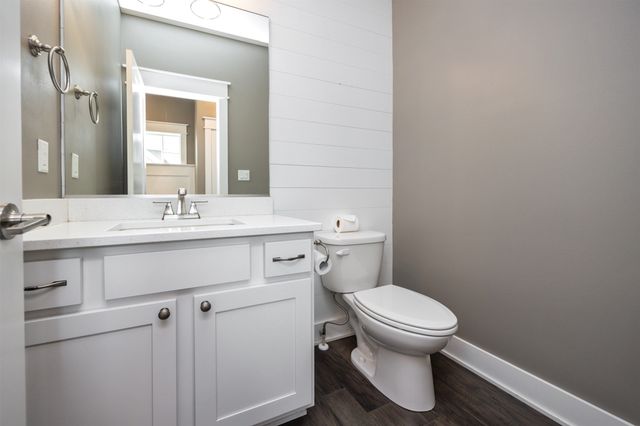 1521 SW Westview Drive, Ankeny, IA 50023