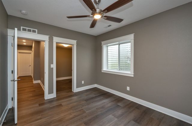 1521 SW Westview Drive, Ankeny, IA 50023