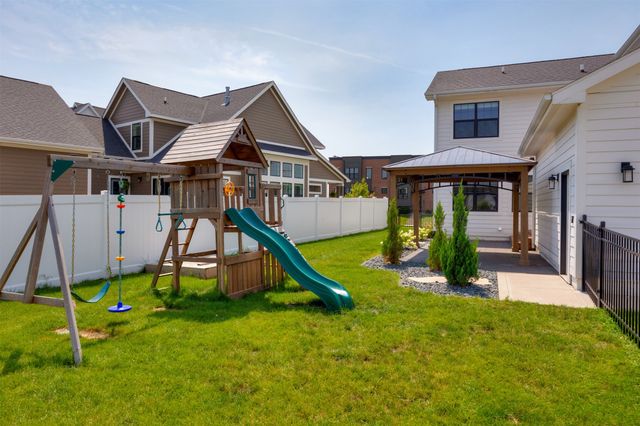 1521 SW Westview Drive, Ankeny, IA 50023